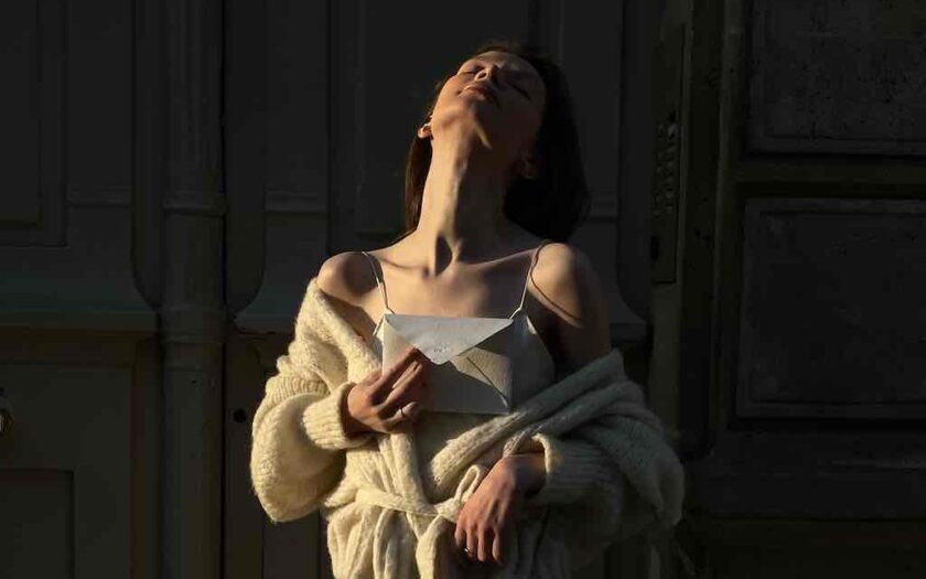 Bărbatul este un “vânător”; dacă îi arăți că îl dorești, va fi greu să-l mai seduci...